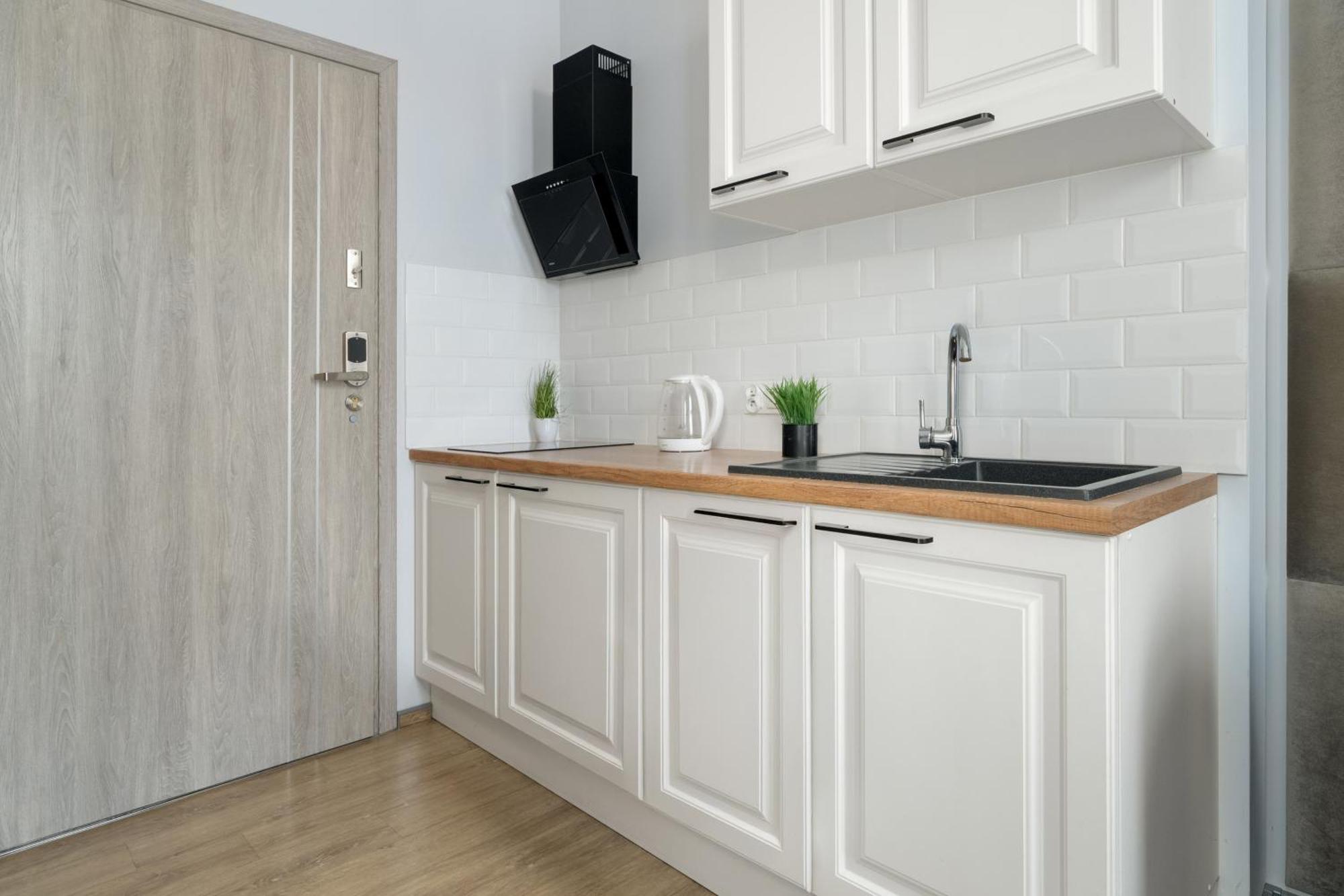 Przytulne Studia Very Berry W Poznaniu Blisko Parku By Noclegi Renters Luaran gambar