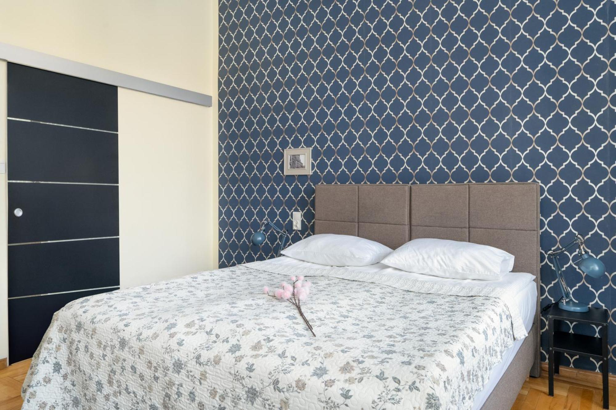 Przytulne Studia Very Berry W Poznaniu Blisko Parku By Noclegi Renters Luaran gambar