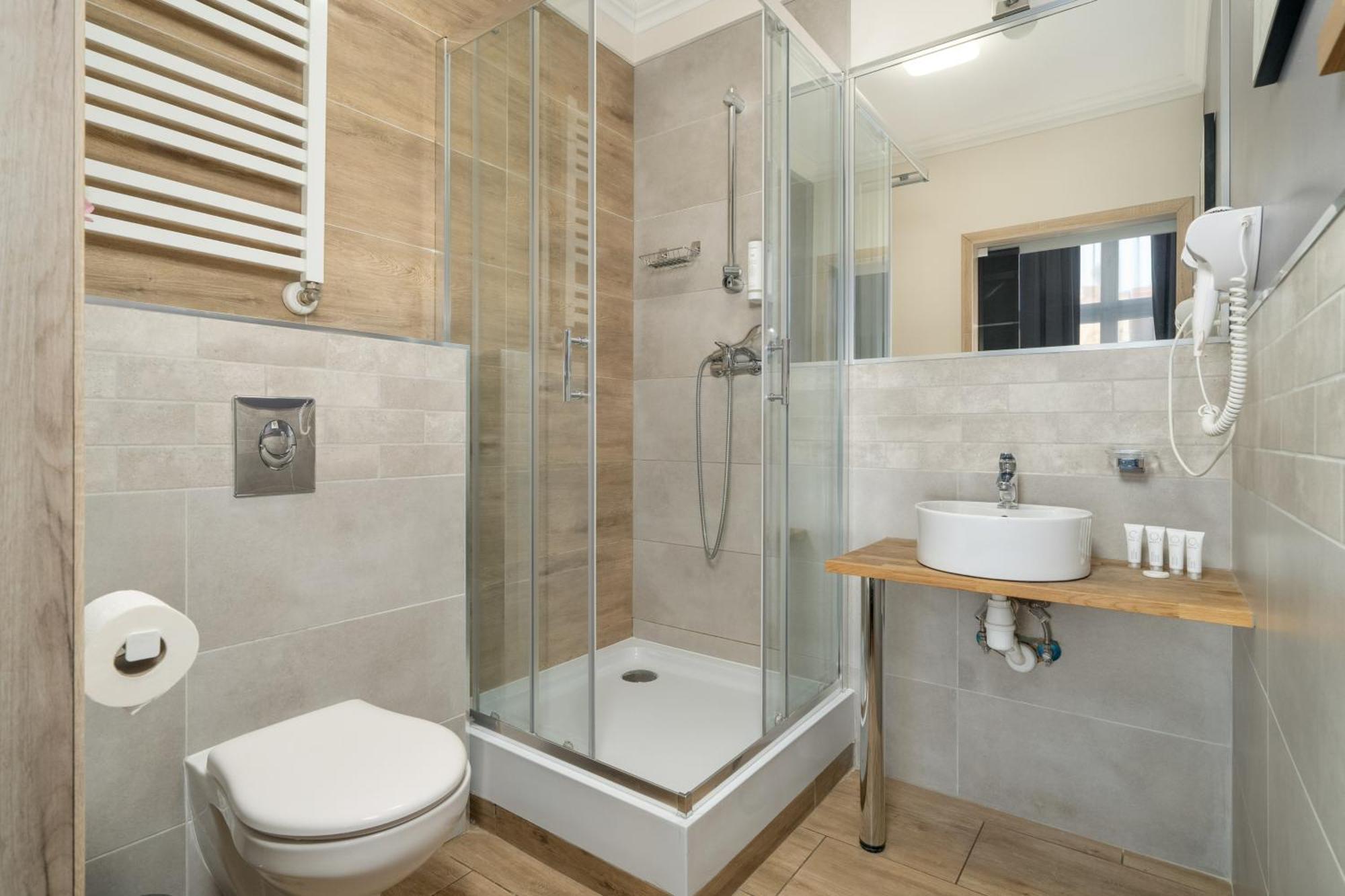 Przytulne Studia Very Berry W Poznaniu Blisko Parku By Noclegi Renters Luaran gambar
